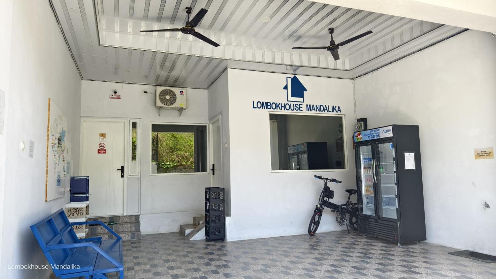 Lombokhouse Mandalika Hotel Kuta  Exterior foto